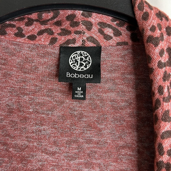 Bobeau Cardigan Women’s Maroon Cheetah Cardigan Size Medium - Picture 4 of 8